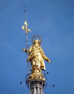 duomo roof madonnina